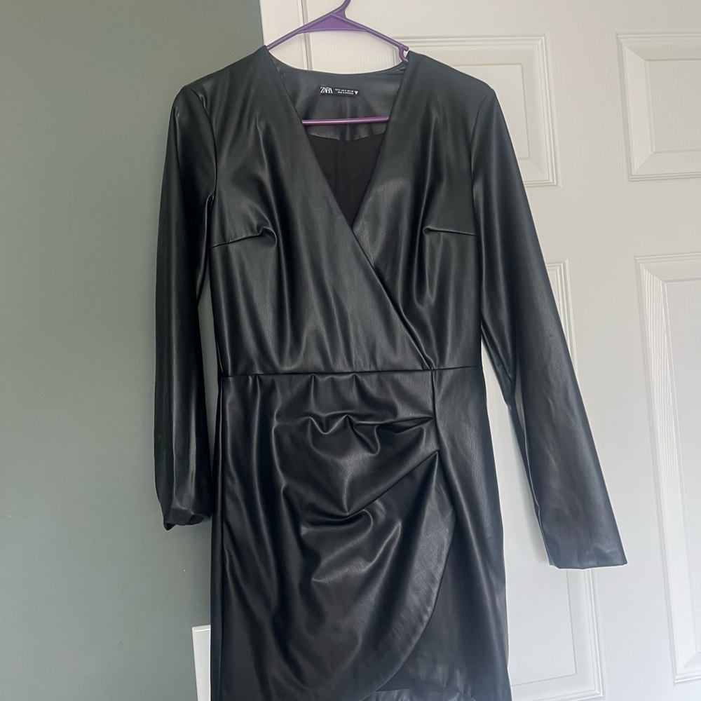 Zara Black Leather-Style Garment